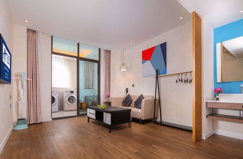 Chengdu Hotel | Holiday Inn Express Chengdu East by IHG