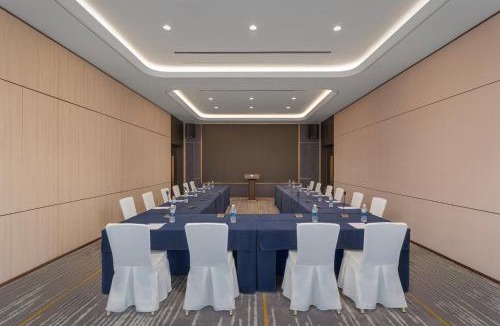 Chongqing Hotel | Holiday Inn Express Chongqing Liangjiang Yufu by IHG