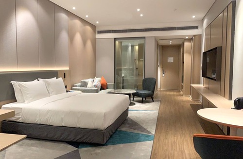 Dongguan City Center Hotel | Holiday inn Express Dongguan Shatian by IHG