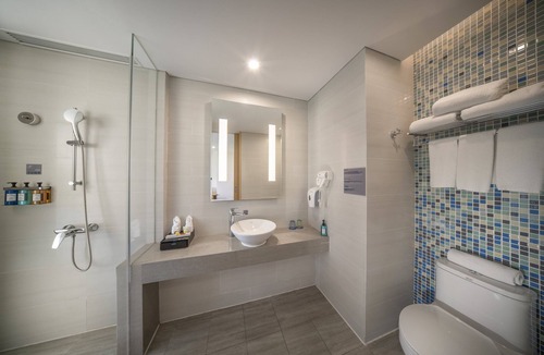 Emeishan Hotel | Holiday Inn Express Emei Mountain by IHG