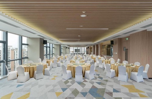 Helikeng Hotel | Holiday Inn Express Foshan Sanshui by IHG