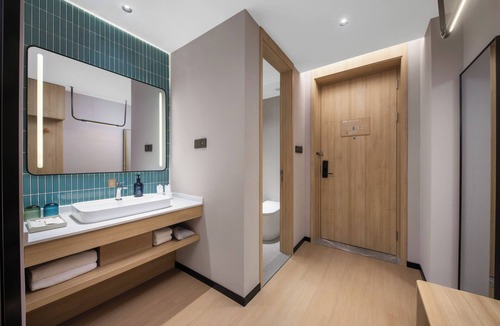 Gongyi Hotel | Holiday Inn Express Gongyi City Center by IHG
