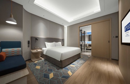 Panyu Hotel | Holiday Inn Express Guangzhou Panyu by IHG