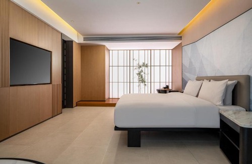 Huadu Hotel | Holiday Inn Express Guangzhou Baiyun Airport T2 by IHG