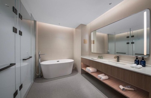 Guanshanhu District Hotel | Holiday Inn Express Guiyang Guanshanhu by IHG