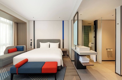 Hengshazhen Hotel | Holiday Inn Express Haimen City Center by IHG