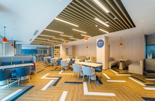 Xiaoshan Hotel | Holiday Inn Express Hangzhou Airport by IHG