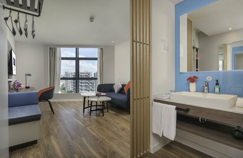 Jianggan Hotel | Holiday Inn Express Hangzhou Jiuzhou by IHG