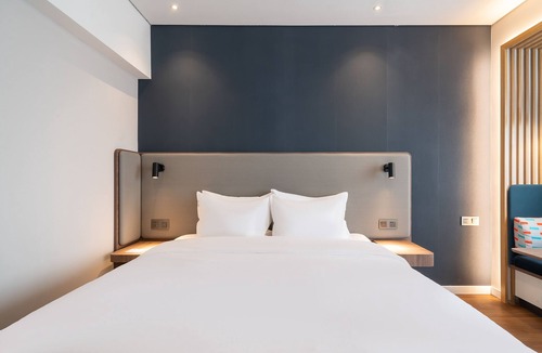 Lixia District Hotel | Holiday Inn Express Jinan Jingshi by IHG