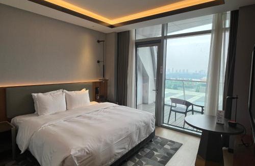 Rencheng District Hotel | Holiday Inn Express Jining Cultural Center by IHG