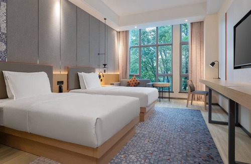 Panlong Hotel | Holiday Inn Express Kunming Horti Expo Garden by IHG
