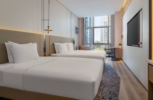 Xishan Hotel | Holiday Inn Express Kunming Dianchi Rixin Road By Ihg