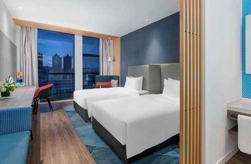 Panlong Hotel | Holiday Inn Express Kunming Panlong by IHG