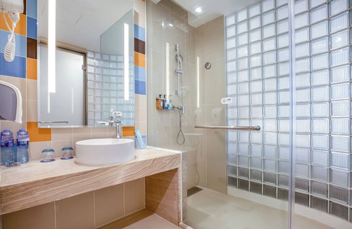 Changsha Hotel | Holiday Inn Express Liuyang Development Zone by IHG