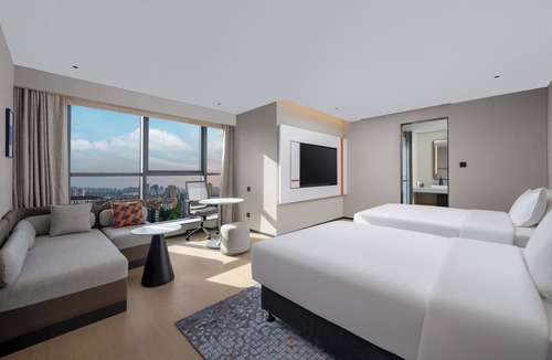 Jian Xi Hotel | Holiday Inn Express Luoyang Nanchang Road by IHG