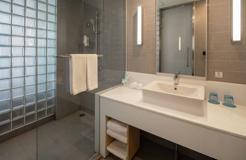 Luolong Hotel | Holiday Inn Express Luoyang City Center by IHG