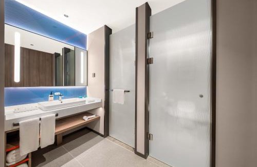 Xing County Hotel | Holiday Inn Express Lvliang Xing County