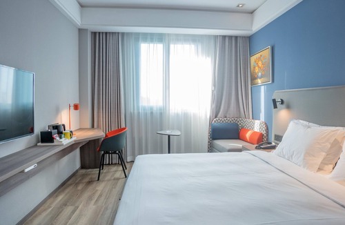 Bakuangdai Hotel | Holiday Inn Express Nantong Xinghu by IHG