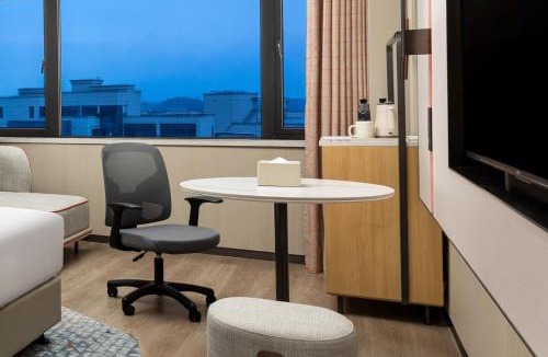 Shizhong District Hotel | Holiday Inn Express Neijiang High-Tech Zone by IHG