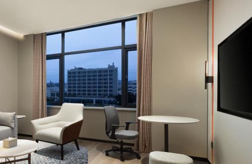 Shizhong District Hotel | Holiday Inn Express Neijiang High-Tech Zone by IHG
