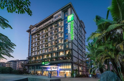 Simao Hotel | Holiday Inn Express Puer Simao by IHG