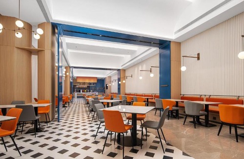 Chengyang Hotel | Holiday Inn Express Qingdao Hongdao Station by IHG - Qingdao International Airport