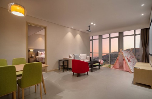 Laoshan Hotel | Holiday Inn Express Qingdao Innovation Park by IHG