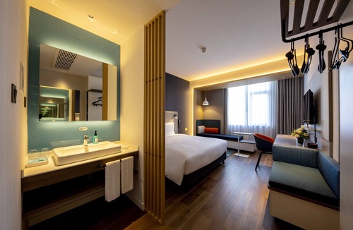 Jiading Hotel | Holiday Inn Express Shanghai Jiading New City by IHG