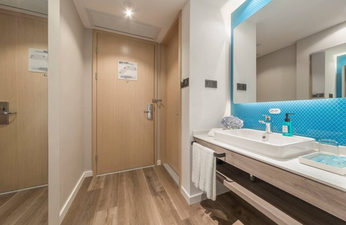 Jiading Hotel | Holiday Inn Express Shanghai Jiading Center by IHG