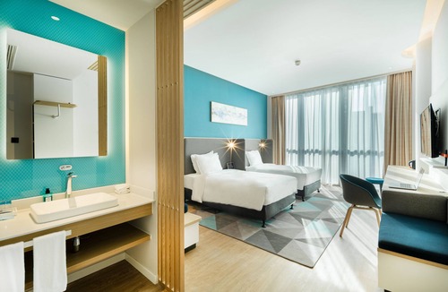 Pudong Hotel | Holiday Inn Express Shanghai Zhangjiang by IHG