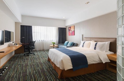 Jinqiao Hotel | Holiday Inn Express Shanghai New Jinqiao by IHG