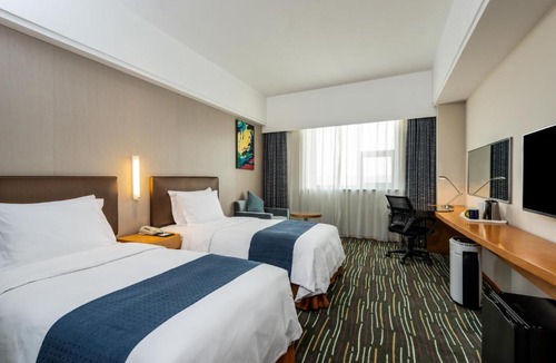 Jinqiao Hotel | Holiday Inn Express Shanghai New Jinqiao by IHG
