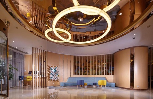 Putuo Hotel | Holiday Inn Express Shanghai Zhenping by IHG