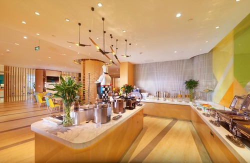 Putuo Hotel | Holiday Inn Express Shanghai Zhenping by IHG