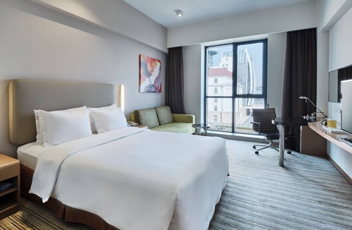 Baoshan Hotel | Holiday Inn Express Shanghai Gongkang by IHG