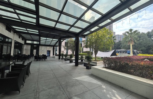 Baoshan Hotel | Holiday Inn Express Shanghai Gongkang by IHG