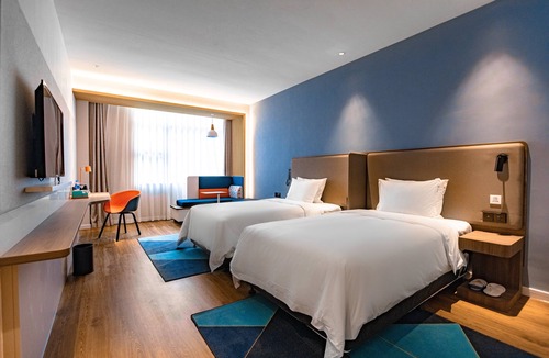 Longhu Qu Hotel | Holiday Inn Express Shantou City Center by IHG