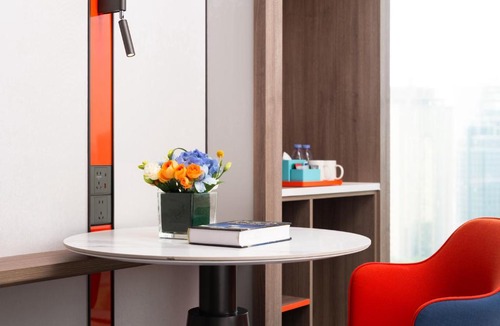 Futian Hotel | Holiday Inn Express Shenzhen Futian Center by IHG