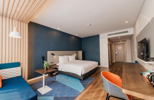 Hailing District Hotel | Holiday Inn Express Taizhou CMC by IHG