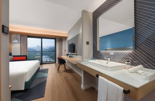 Ya'an Hotel | Holiday Inn Express Wawu Mountain by IHG