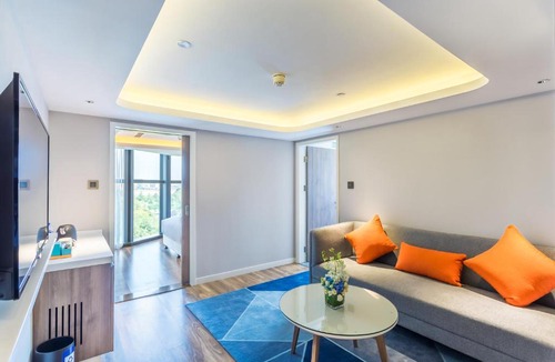 Lianhu Hotel | Holiday Inn Express Xi'an Ancient Town West by IHG