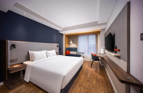 Xi’an City Center Hotel | Holiday Inn Express Xi'an Bell Tower by IHG