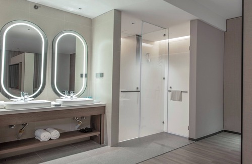 Xingqing Qu Hotel | Holiday Inn Express Yinchuan Lanxi Valley Plaza by IHG