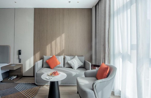 Xingqing Qu Hotel | Holiday Inn Express Yinchuan Lanxi Valley Plaza by IHG