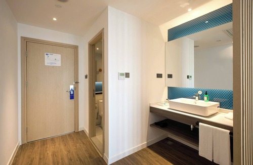 Zhangjiagang Hotel | Holiday Inn Express Zhangjiagang Free Trade Zone by IHG