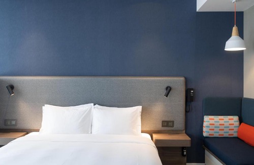 Zhuhai Gongbei Hotel | Holiday Inn Express Zhuhai Gongbei by IHG
