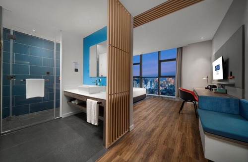 Zhuhai Gongbei Hotel | Holiday Inn Express Zhuhai Gongbei by IHG