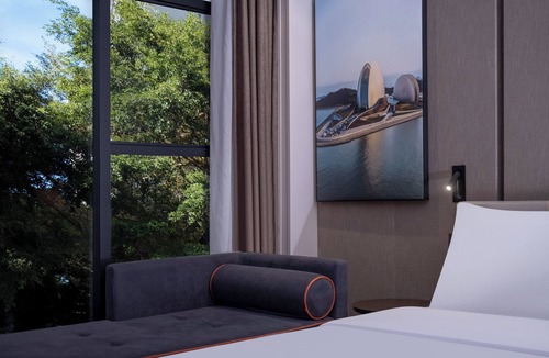Xiangzhou District Hotel | Holiday Inn Express Zhuhai Grand Theater by IHG