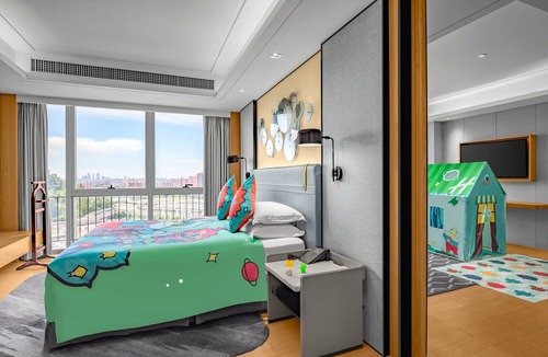 Baiyun Hotel | Holiday Inn Guangzhou South Lake by IHG