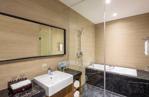 Yuhang Qu Hotel | Holiday Inn Hangzhou Chaoshan, an IHG Hotel